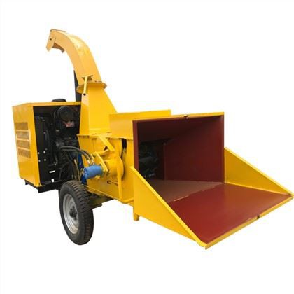 Díselknúinn viðarhlífarvél